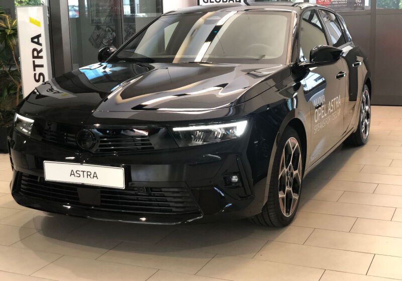 Opel Astra 1.6 Hybrid 180 CV AT8 GS Line Karbon Black Km 0 a soli 38.550€ su MiaCar (WG0CYGW) Opel Astra 1.6 Hybrid 180 CV AT8 GS Line Karbon Black Km 0 a soli 38.550€ su MiaCar (WG0CYGW)