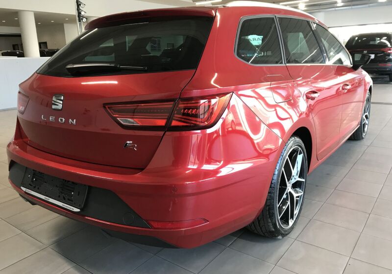 SEAT Leon 1.5 EcoTSI ST FR Rosso Intenso Km 0 MY0CLYM-c