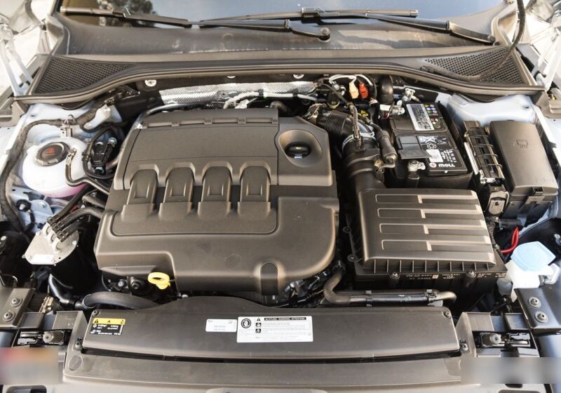 VOLKSWAGEN Arteon 2.0 TDI 190 CV DSG SCR Sport BlueMotion Technology Pyrit Silver Km 0 6E0B9E6-5f0d776fee9b4b67bdc6d3f17cb18cfd_orig_censored