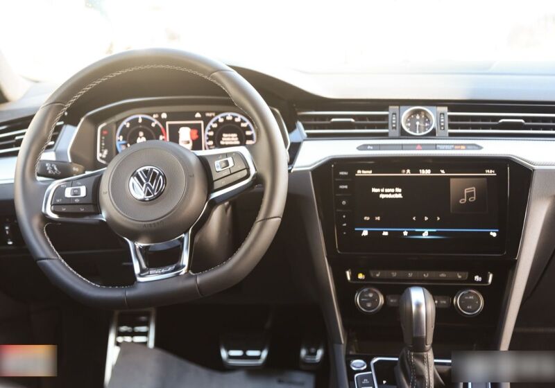 VOLKSWAGEN Arteon 2.0 TDI 190 CV DSG SCR Sport BlueMotion Technology Pyrit Silver Km 0 6E0B9E6-ac330a77b24b4510807db921d5bd4a44_orig_censored