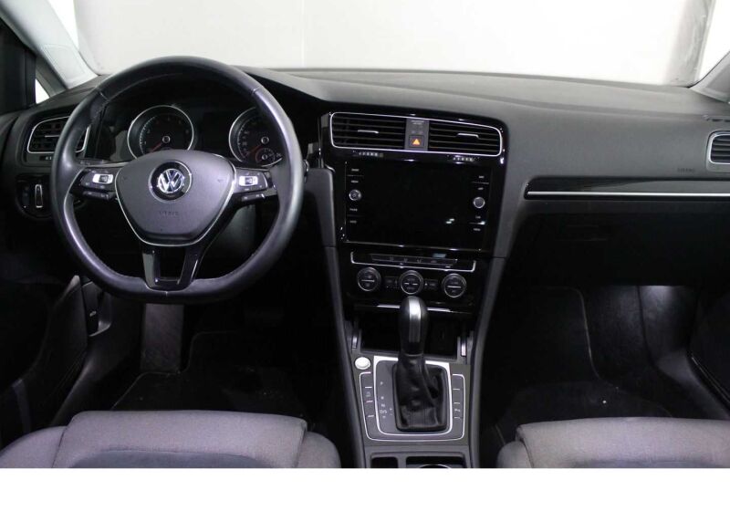 Volkswagen Golf 1.5 TGI DSG 5p. Executive BlueMotion Technology Argento Riflesso Usato Garantito HY0CRYH-e