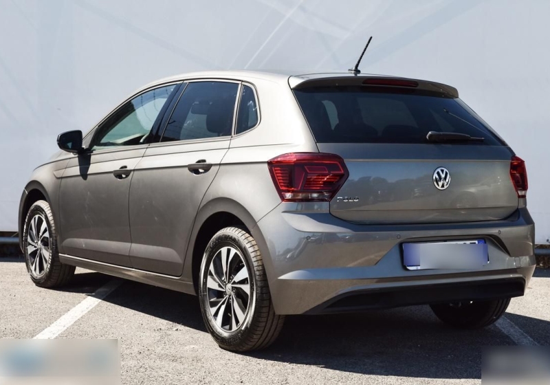 Volkswagen Polo 1.0 evo 5p Comfortline 65cv Limestone Grey Km 0 a soli ...