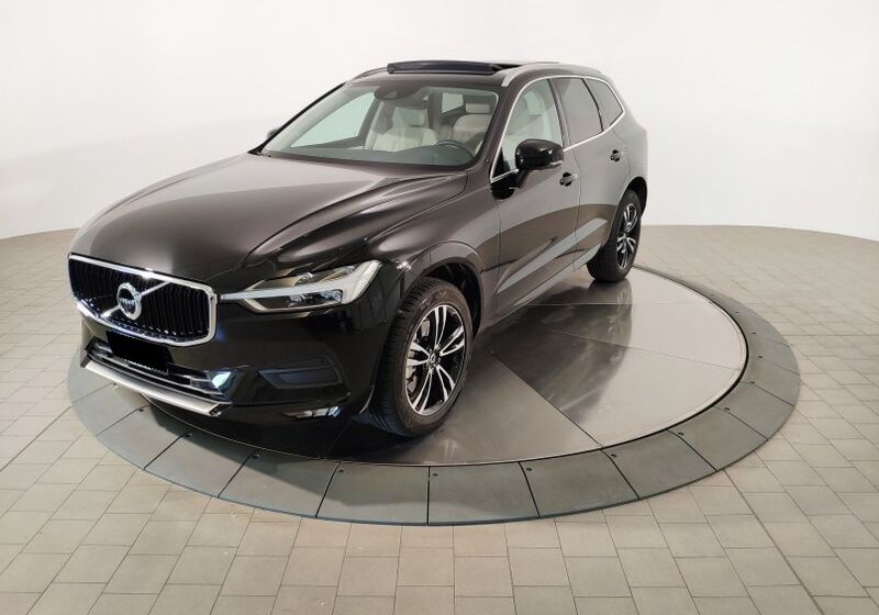 Volvo Xc B D Awd Geartronic Momentum Pro Nero Nuova A Soli Su Miacar C