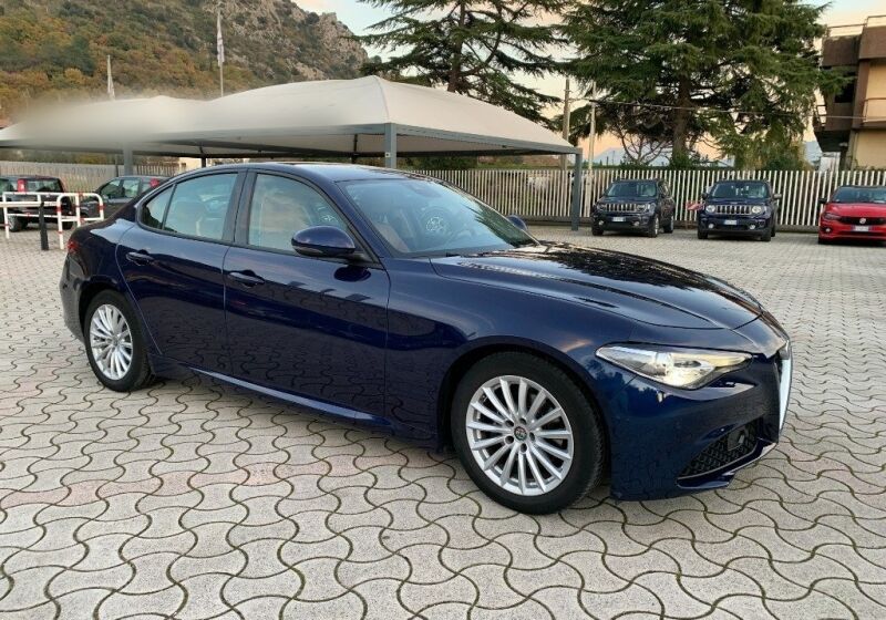 Alfa Romeo Giulia 2.2 t eco Business 180cv auto Blu Montecarlo Usato Garantito HN0C6NH-1-v2