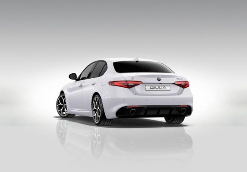 ALFA ROMEO Giulia 2.2 Turbodiesel 210 CV AT8 AWD Q4 Veloce MY19 Bianco Alfa Nuova a soli 43.745